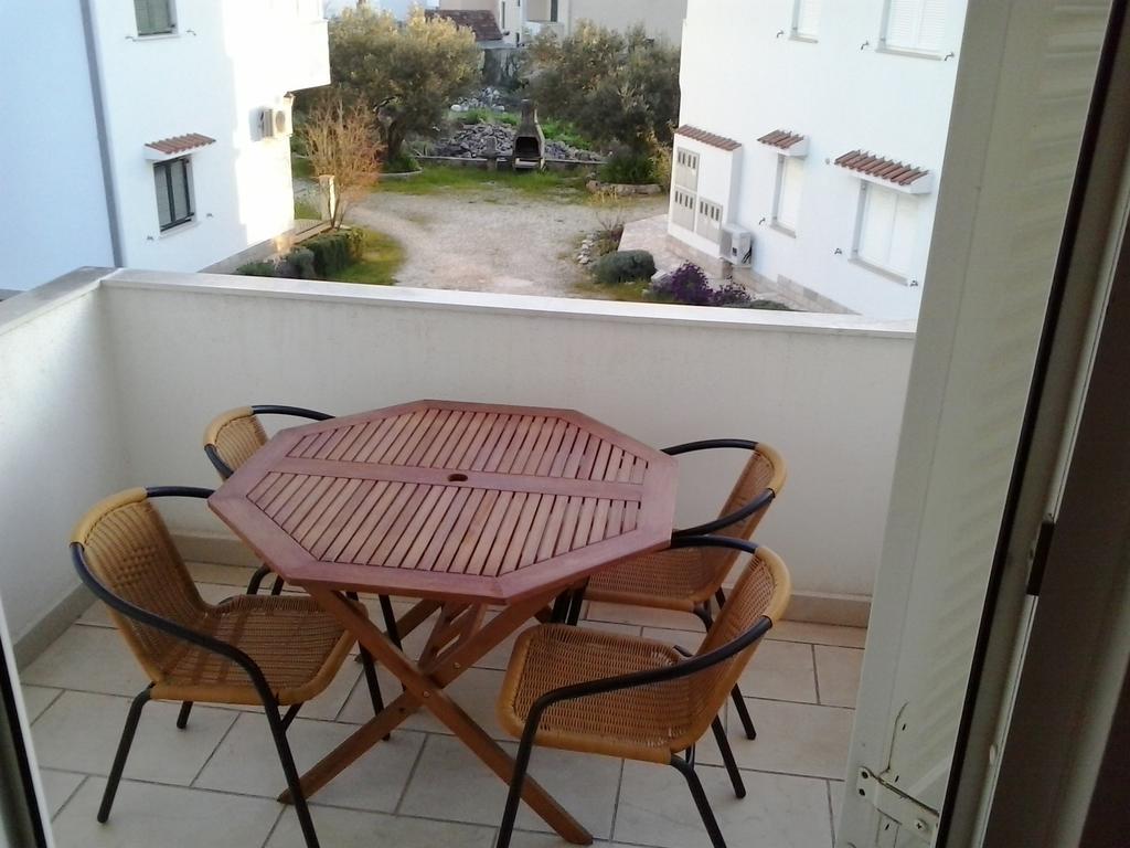Apartment Kiko Rogoznica  Kamer foto