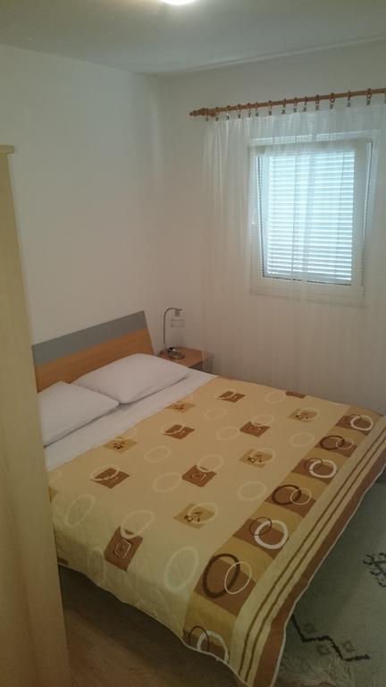 Apartment Kiko Rogoznica  Kamer foto